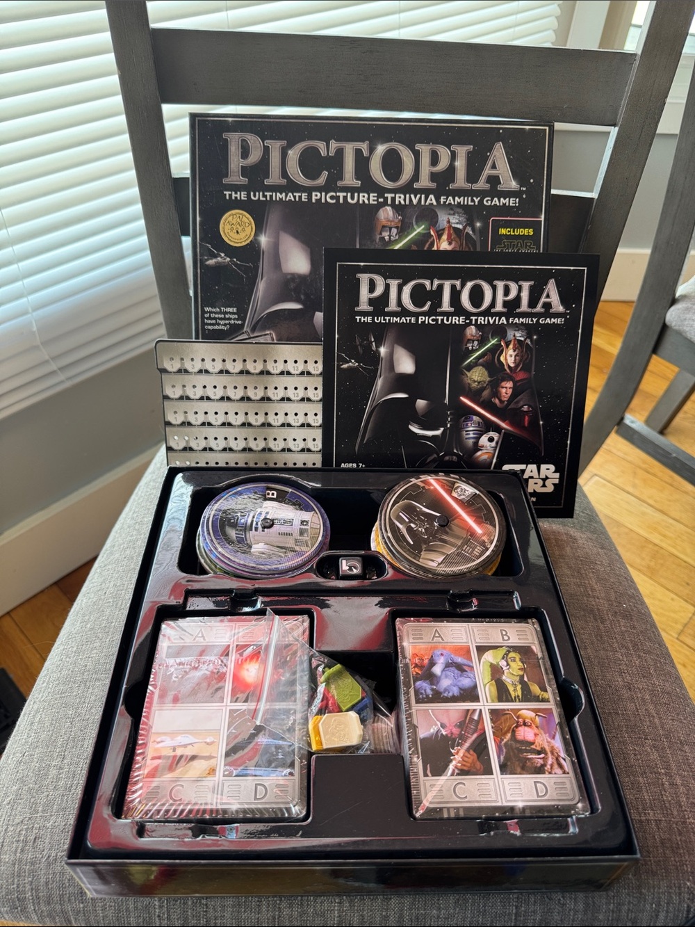 Pictopia Picture Trivia Game Star Wars Edition